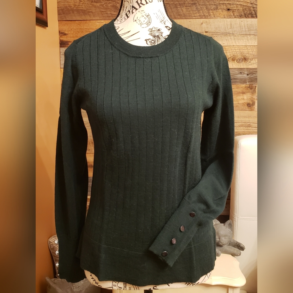 Tahari Olive and Black Knit Sweater